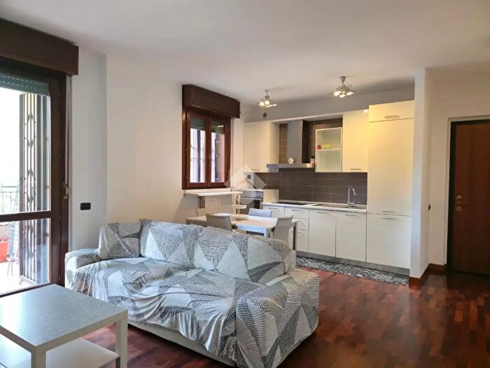 Appartamento bilocale in affitto in Via S Giuseppe Cottolengo, Milano