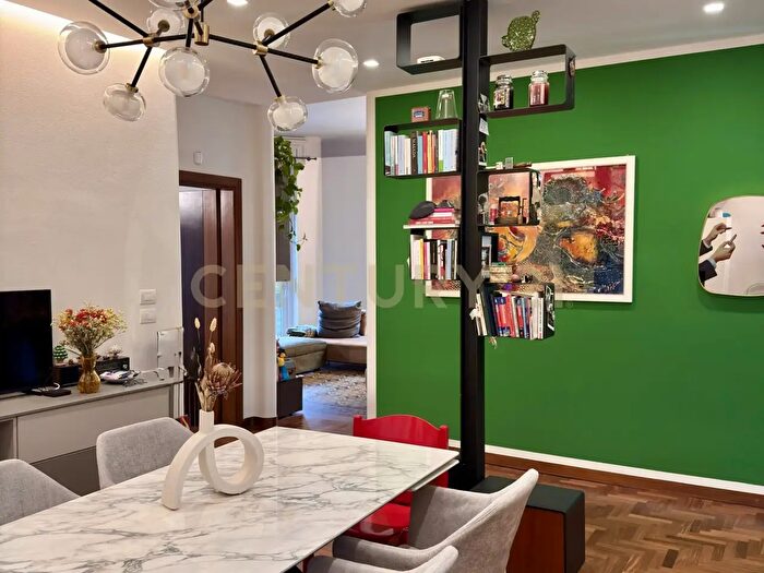 Appartamento con 5 locali in vendita in Via Prato Santo, Verona