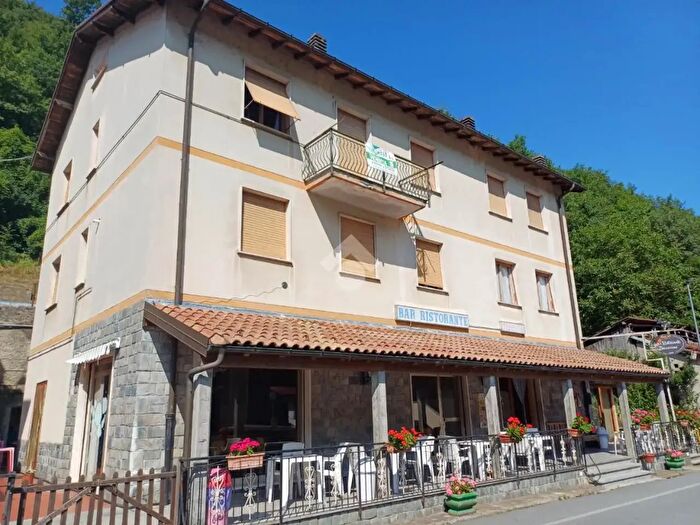 Appartamento con 5 locali in vendita in Località Vobbietta, Isola Del Cantone