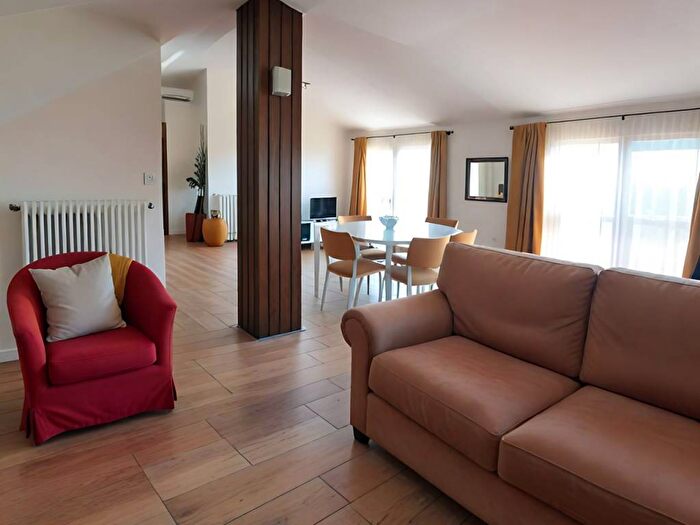 Appartamento quadrilocale in affitto in via Santa Lucia, Piazze Duomo, Padova