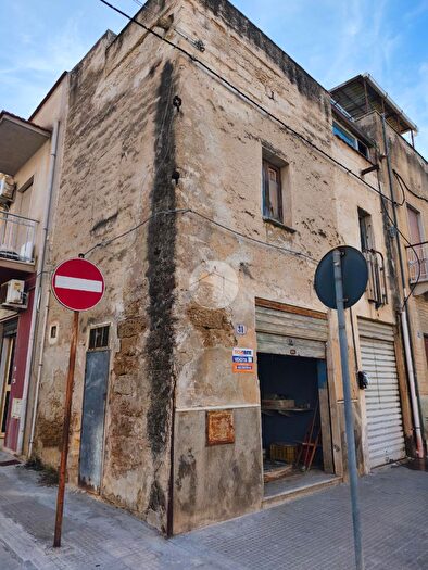 Casa bilocale in vendita in Via Regina Margherita, Paceco
