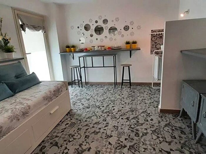 Appartamento bilocale in affitto in Via San Pasquale, Centro, Cefalù