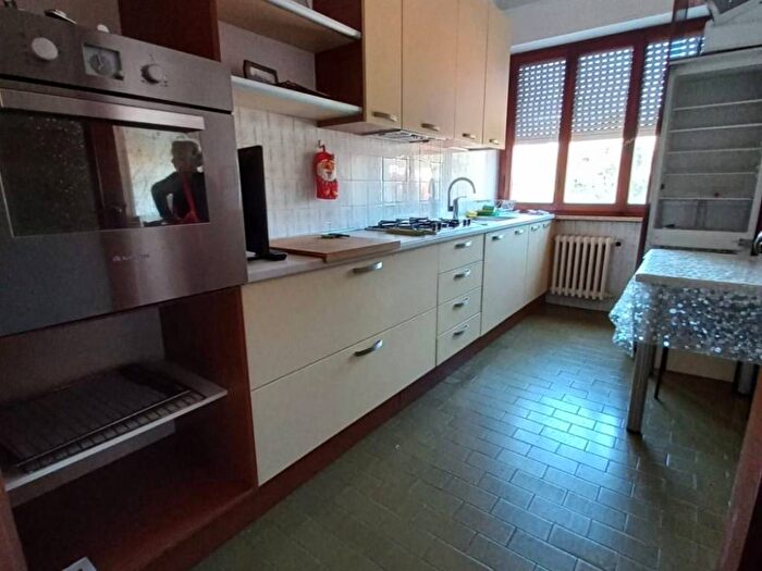 Appartamento trilocale in affitto in Centro, Macerata