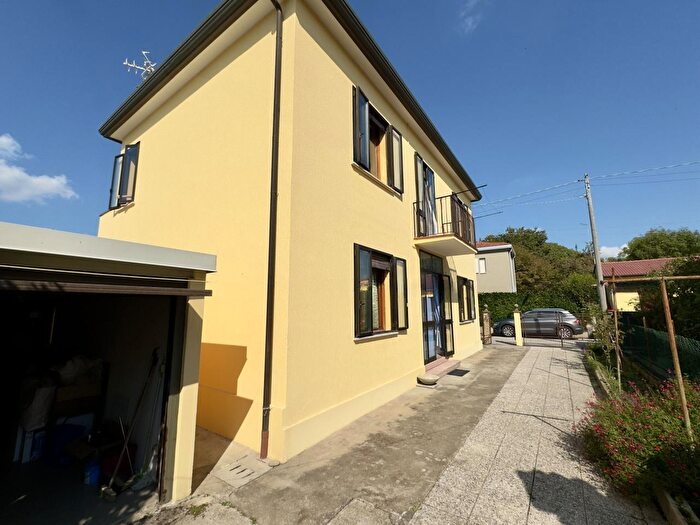 Casa con 5 locali in vendita in Via Girolamo Fracastoro, Padova