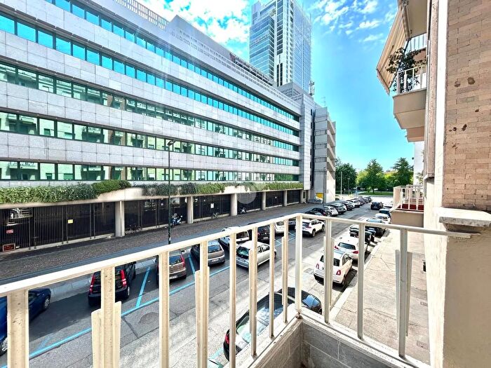 Appartamento quadrilocale in vendita in Via Avigliana, Torino