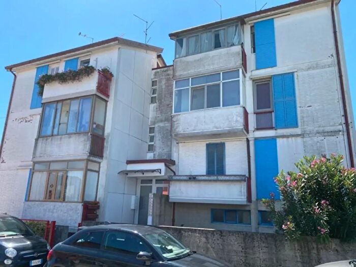 Appartamento trilocale in vendita in Marano Lagunare