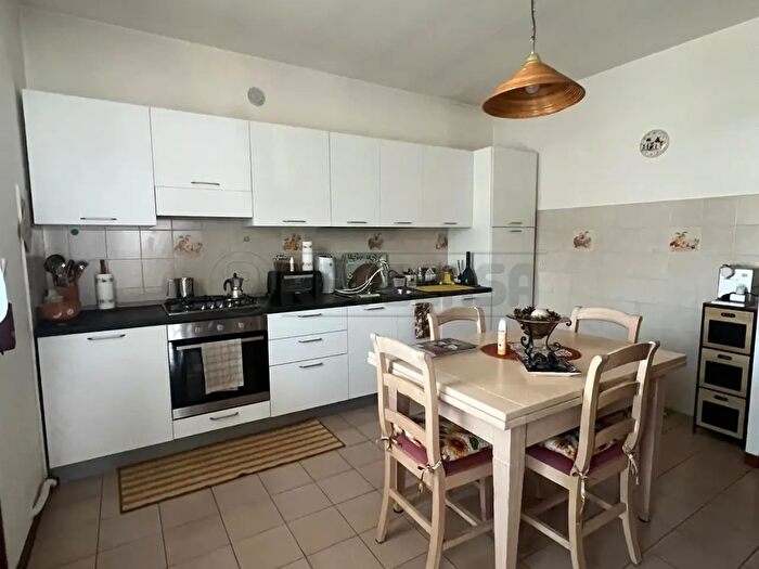 Appartamento con 5 locali in affitto in Via San Paolo, Nanto