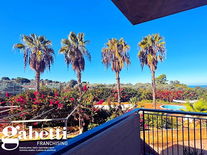 Appartamento quadrilocale in vendita in Via Etnea Snc, Acquedolci