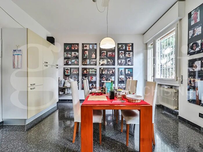 Appartamento quadrilocale in vendita in Via Mariani, Bologna