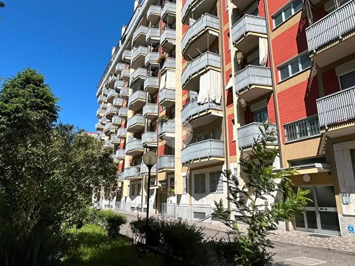 Appartamento trilocale in vendita in Via Cascina Corba, Milano