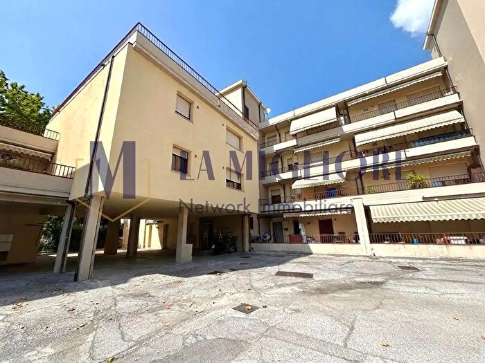 Appartamento quadrilocale in vendita in Via Enrico Toti, Montemurlo