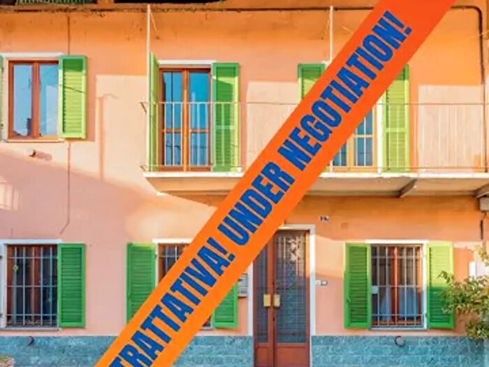 Casa con 5 locali in vendita in Via Guglielmo Marconi, Carru