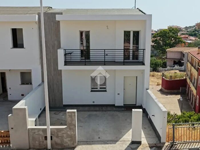 Casa quadrilocale in vendita in Via Mulargia, Muravera