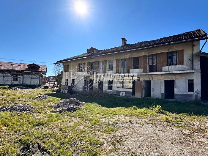 Case in Vendita e in Affitto - 2