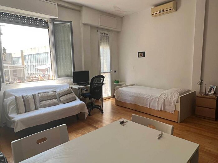 Appartamento monolocale in affitto in Viale Bligny, Bocconi, Milano