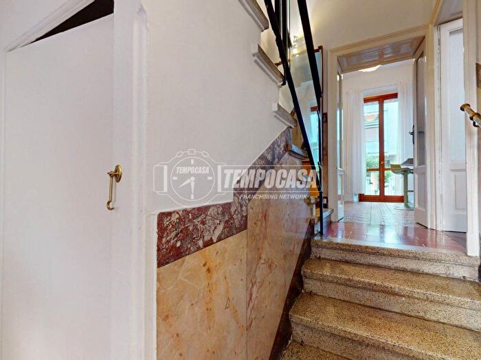 Casa con 5 locali in affitto in Via brighenti, Ghisolfa Mac Mahon, Milano