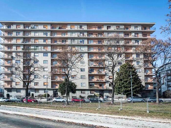 Appartamento trilocale in vendita in Corso Venezia, Torino