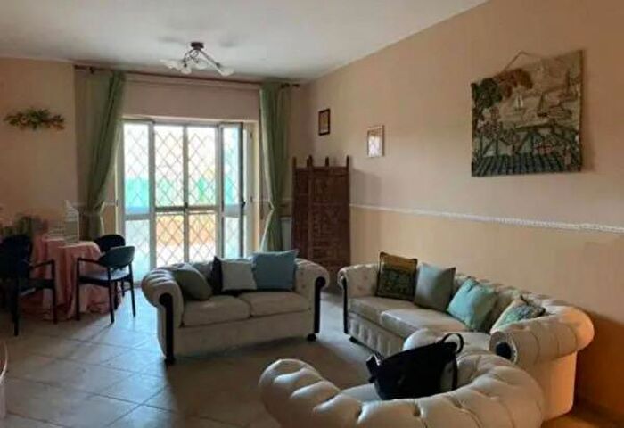 Appartamento con 5 locali in vendita in Viale delle Mimose, Castel Volturno