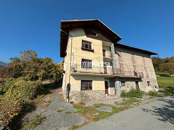 Casa con 10 locali in vendita in Frazione Meylan, Doues