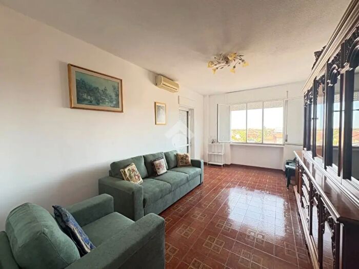 Appartamento quadrilocale in affitto in Via Tarquinia, Latina