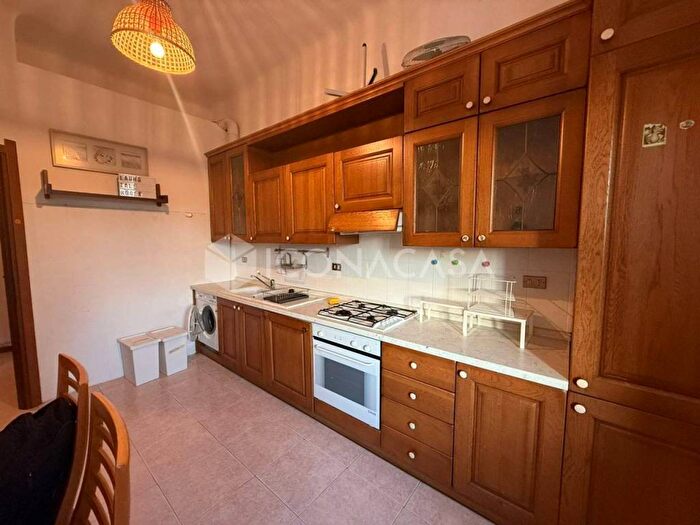 Appartamento trilocale in affitto in Viale Giovanni da Cermenate, Pezzotti Meda, Milano