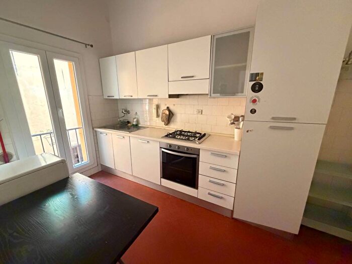 Appartamento trilocale in affitto in Vicolo Bolognetti, San Vitale, Bologna