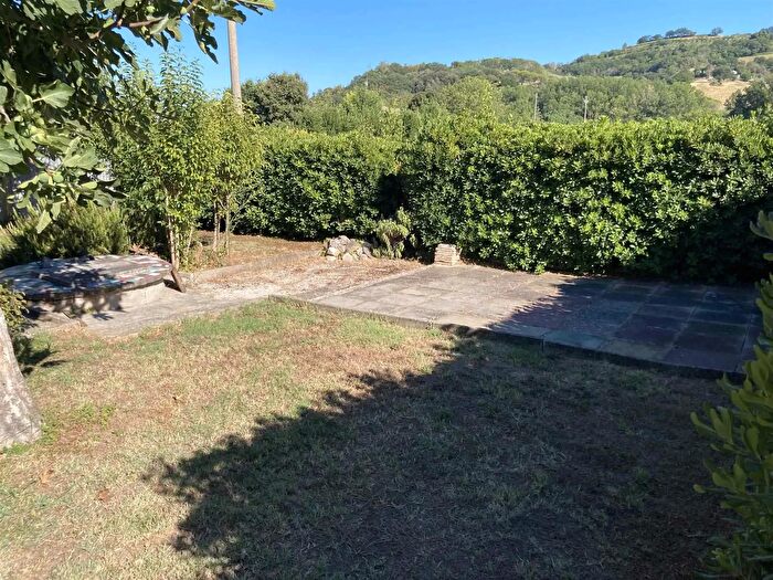 Casa con 8 locali in vendita in Fano