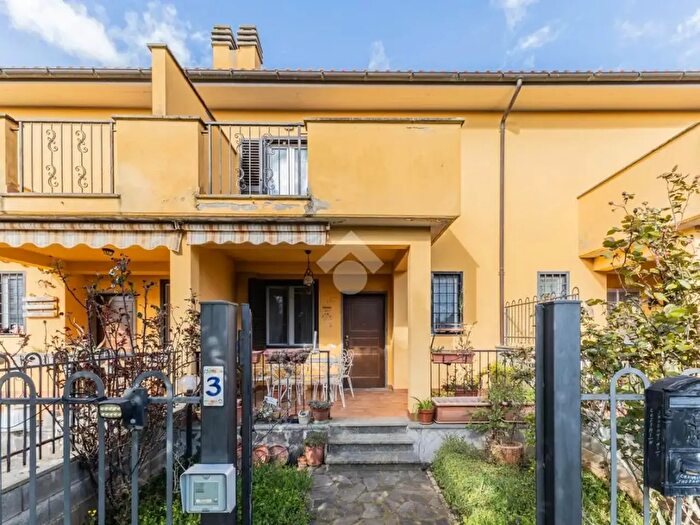 Casa con 6 locali in vendita in Località Caio, Barbarano Romano