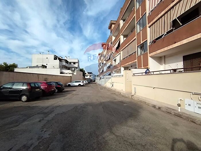 Appartamento quadrilocale in vendita in Via Bandinelli, Surbo