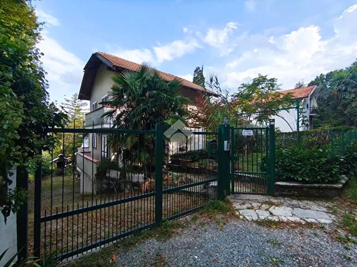 Casa con 5 locali in vendita in Viale dei Tigli, Avigliana