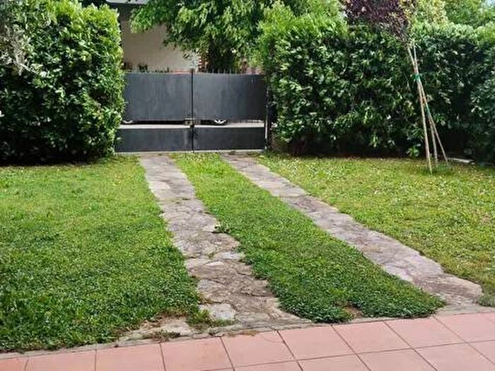 Appartamento con 6 locali in affitto in Via Torino, Porta a Lucca, Pisa