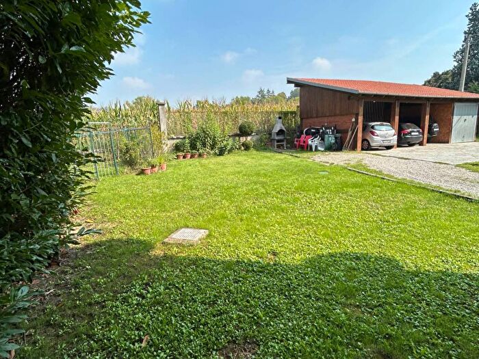 Appartamento trilocale in affitto in Via Alessandria, Valle San Bartolomeo, Alessandria