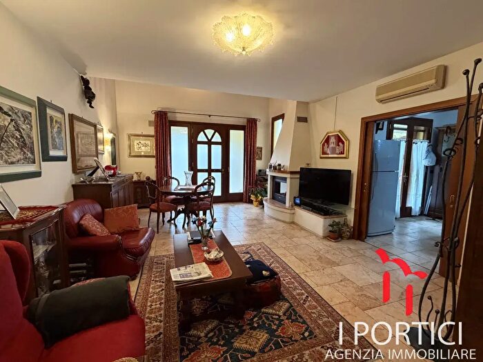 Casa con 5 locali in vendita in Via Tiziano, Scorze