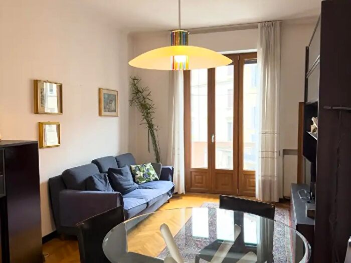 Appartamento trilocale in vendita in Via Prina, Milano