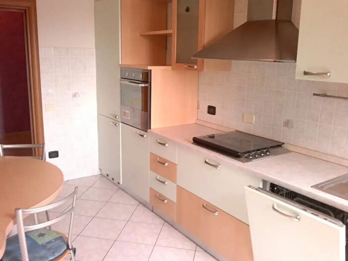 Appartamento trilocale in vendita in Via Neruda, Arsago Seprio