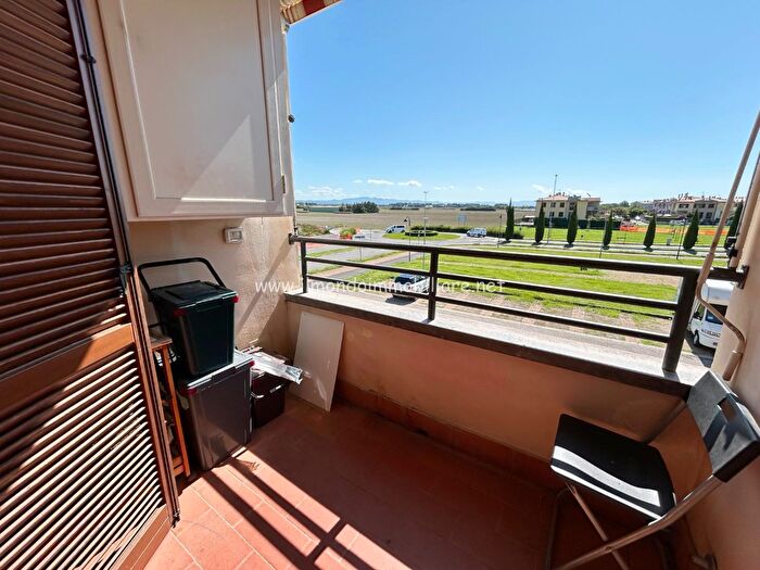 Appartamento trilocale in vendita in Rosignano Marittimo