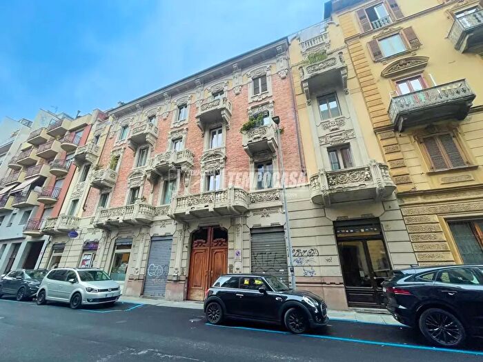 Appartamento quadrilocale in vendita in Via Belfiore, Torino