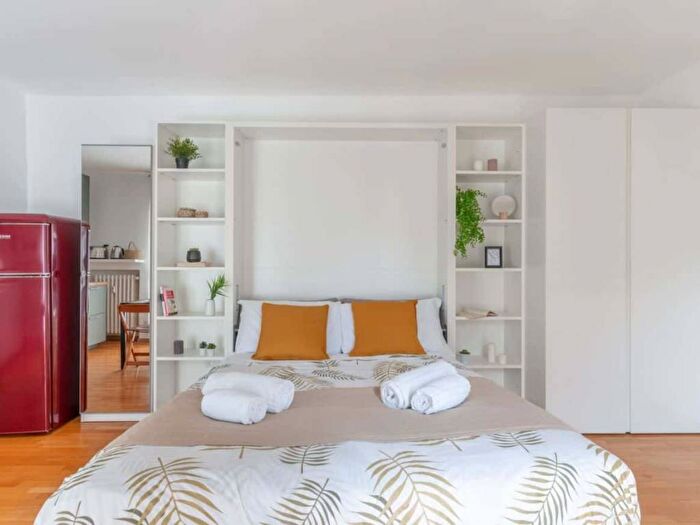 Appartamento in affitto in Via Ausonio, Corso Genova, Milano