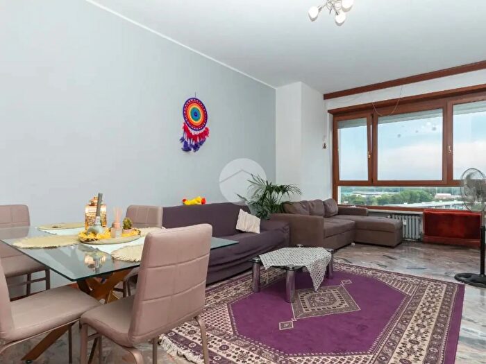 Appartamento trilocale in vendita in Via Enrico Toti, Beinasco