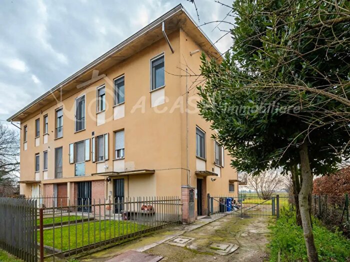 Appartamento trilocale in vendita in Strada Villa a, Roccabianca