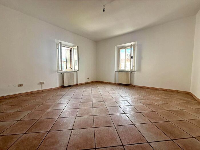 Appartamento quadrilocale in vendita in Via Bruno Buozzi, Cecina