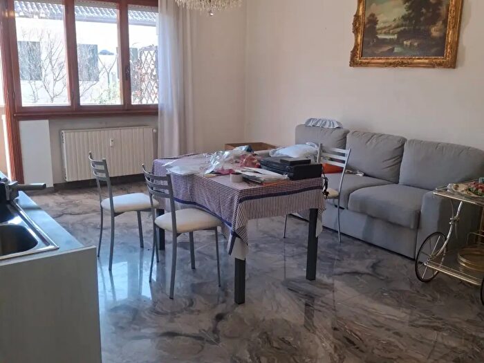 Appartamento quadrilocale in vendita in Via Giovanni Felisati, Venezia