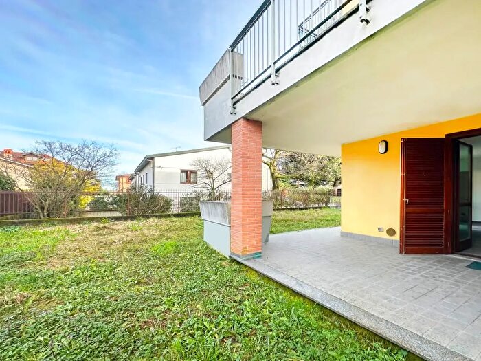 Appartamento bilocale in vendita in Via Baggio, Cusago