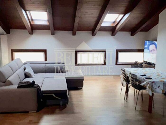 Appartamento quadrilocale in affitto in Corso Palladio, Centro Storico, Vicenza