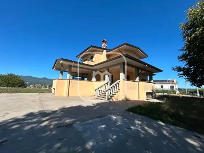 Casa con 6 locali in vendita in Via Colle Gabriele, Artena