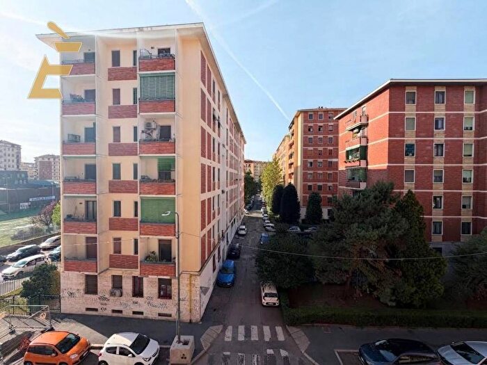 Appartamento trilocale in affitto in VIA FRANCESCO MARTINENGO, Bologna Sulmona, Milano