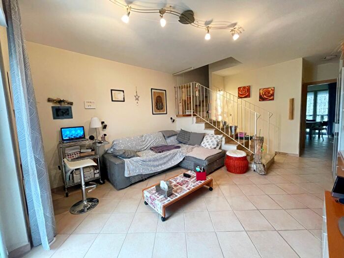 Casa con 5 locali in vendita in Poggibonsi