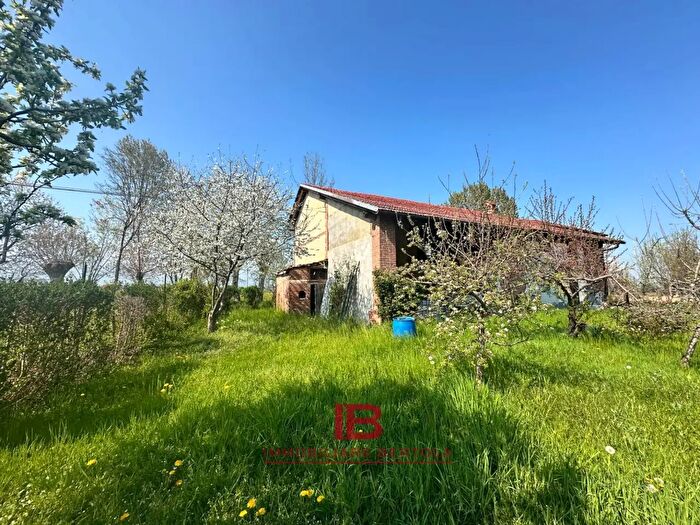 Casa con 5 locali in vendita in Via Zumaglia, Cuneo