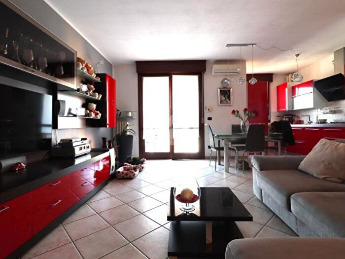 Appartamento trilocale in vendita in via Gramsci, Sant'antonio, Porto Mantovano