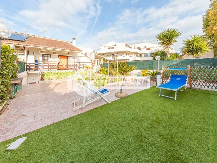 Casa quadrilocale in vendita in Via Fontana Morella, Cerveteri